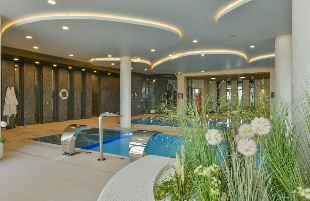 Polanki Aqua Apartament Flora-1